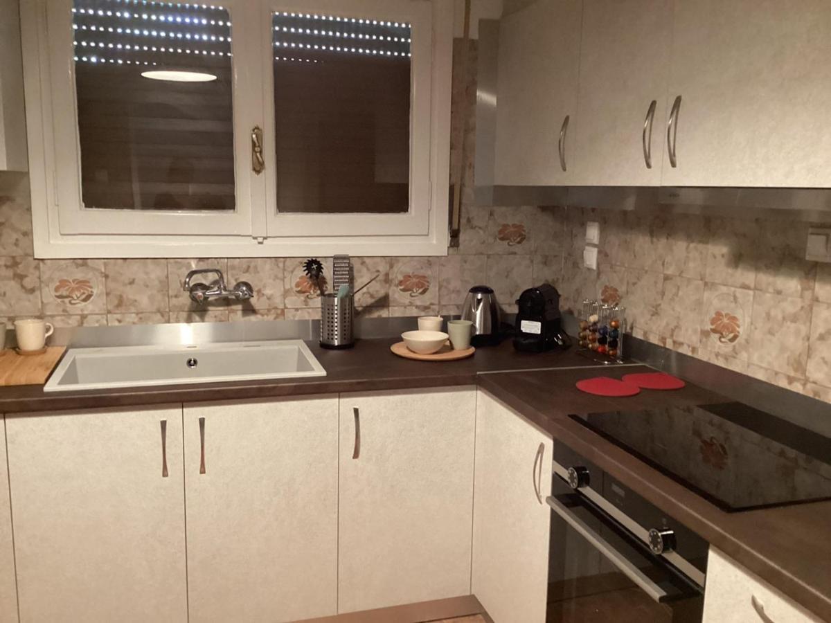 Filoxenia Apartment Athene Buitenkant foto